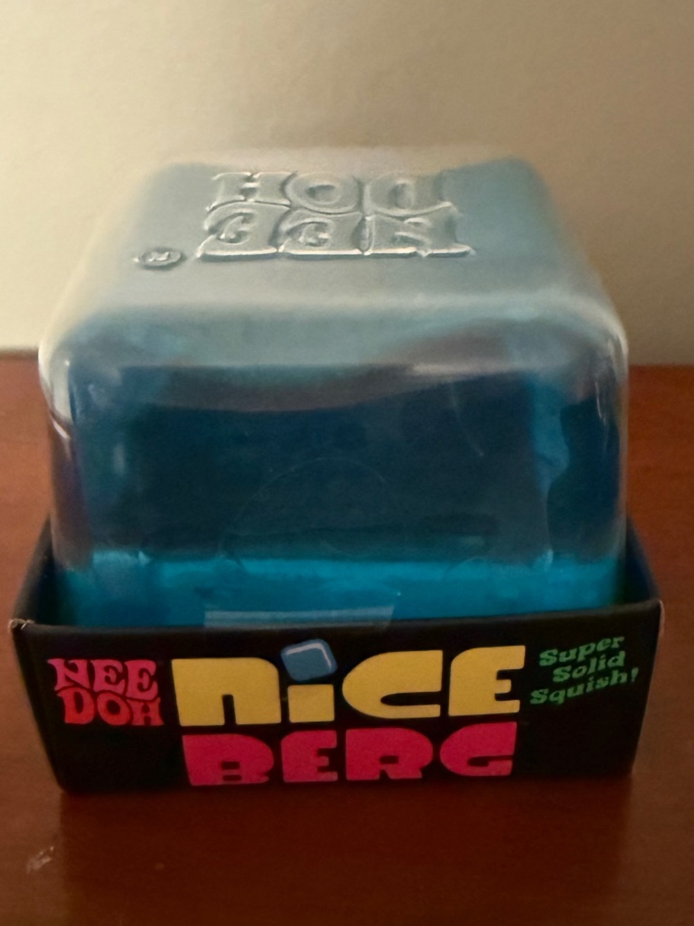 Blue nice berg NeeDoh